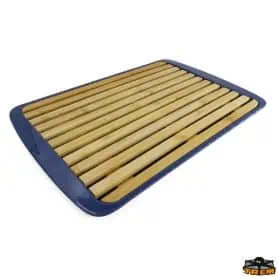 TAGLIERE IN LEGNO CON BORDI BLU 36x24cm