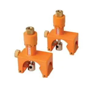 Magnetic aligner set for planer blades